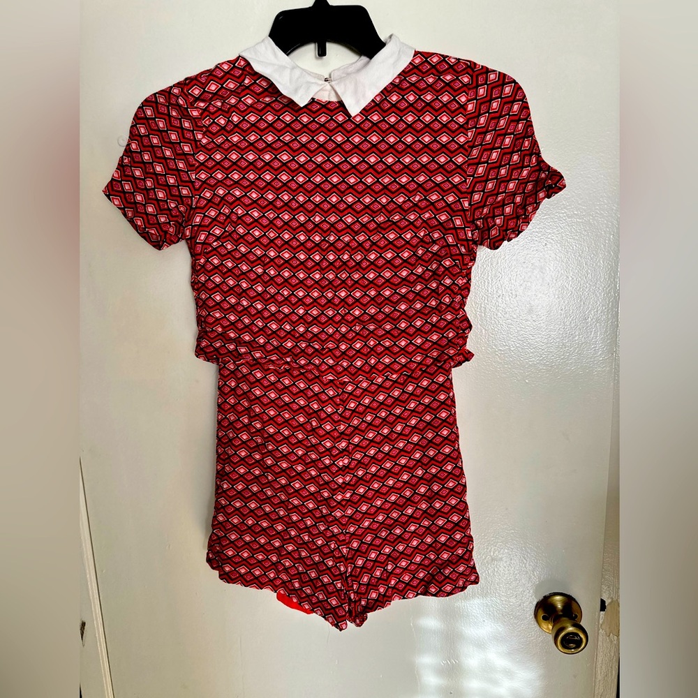 Short sleeve romper with collar and cut out back